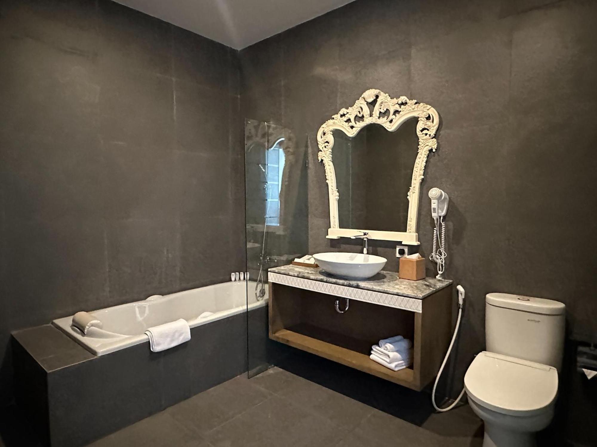 Tabebuya Resto & Resort Kesembu Zewnętrze zdjęcie
