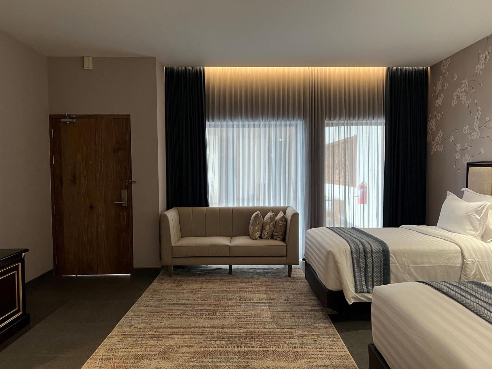 Tabebuya Resto & Resort Kesembu Zewnętrze zdjęcie